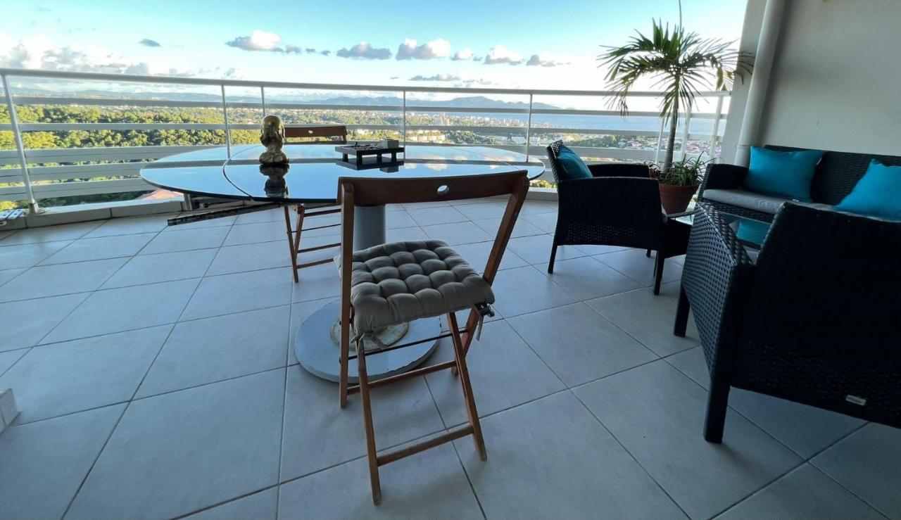 Appartement De Standing Vue Mer Schoelcher Kültér fotó